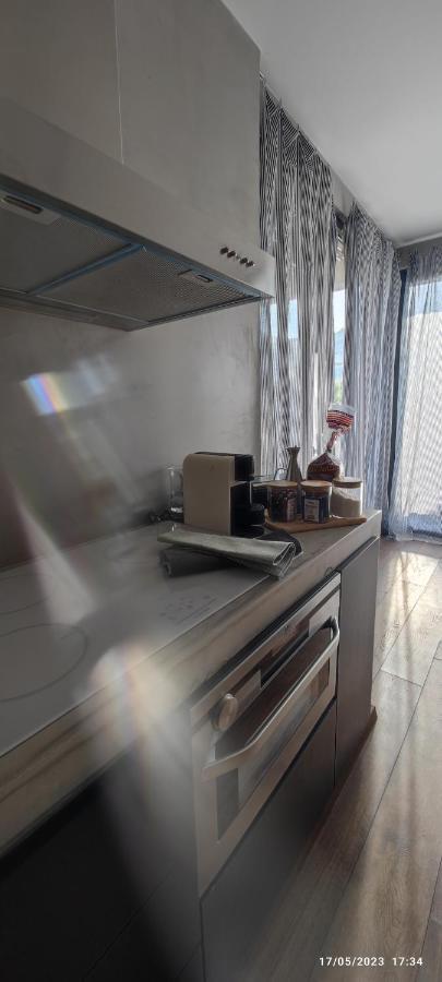 Attico Vista Mare Apartment Golem  Bagian luar foto